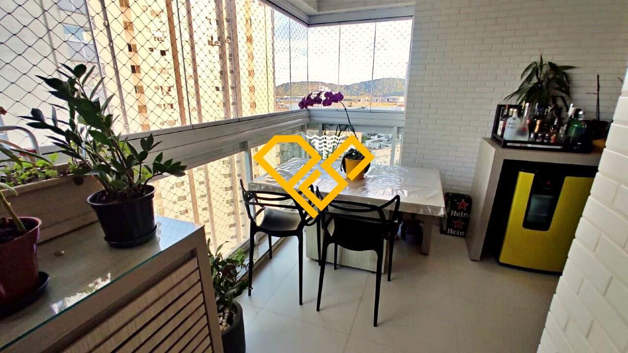 Apartamento à venda no Ponta da Praia: 