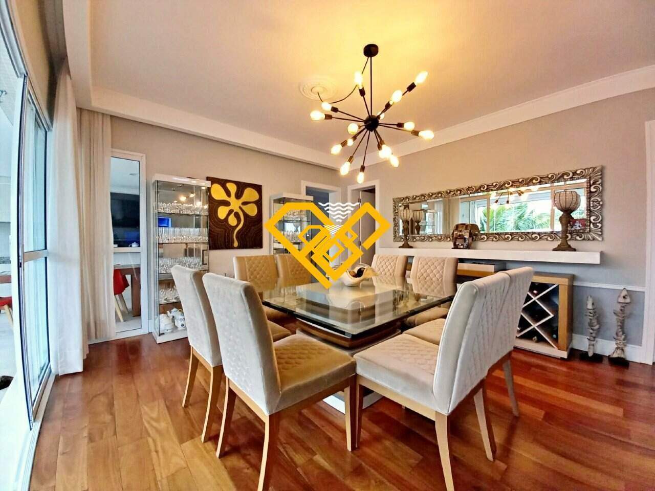 Apartamento à venda no Ponta da Praia: SALA DE JANTAR