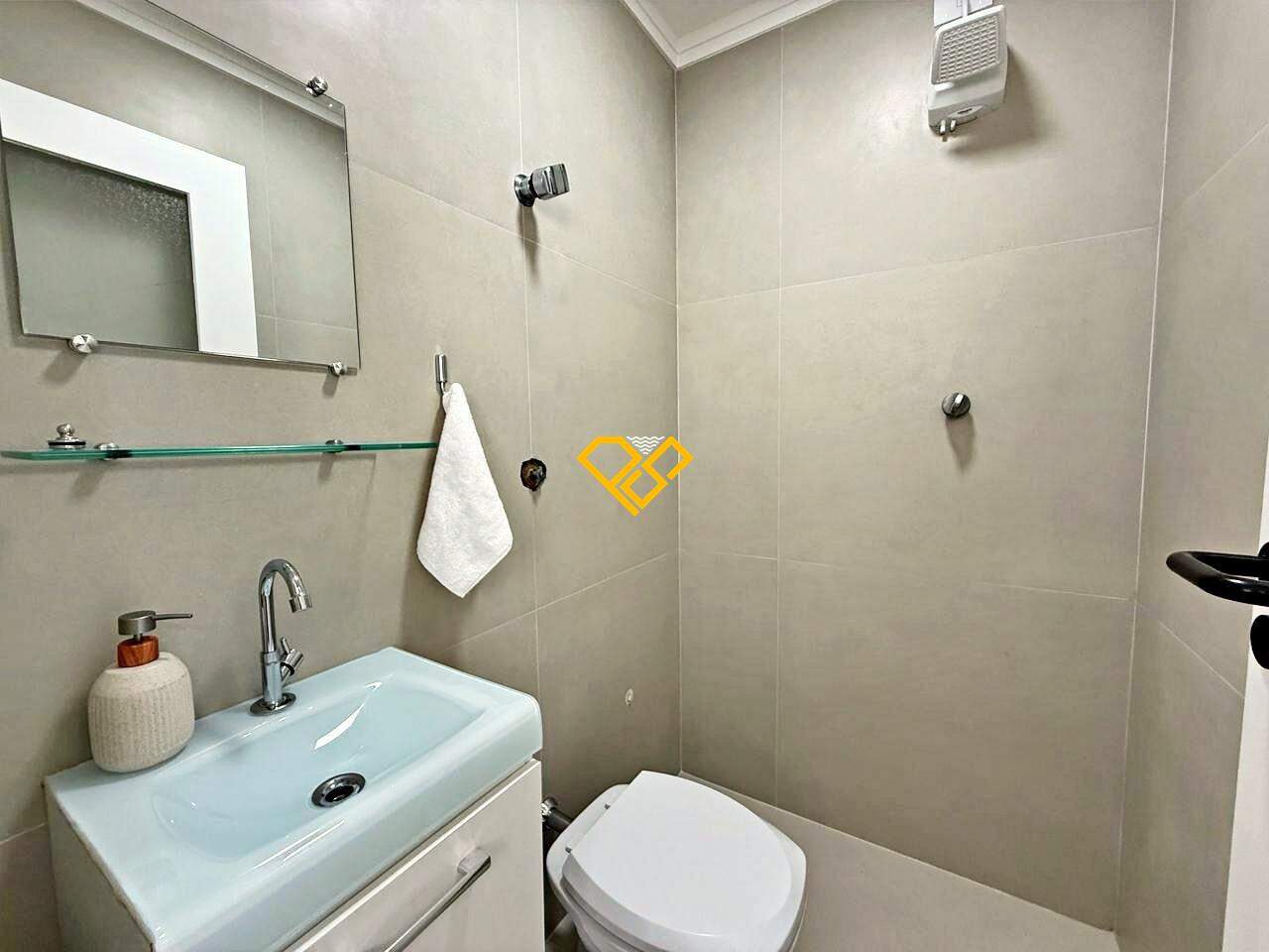 Apartamento à venda no Pompéia: Wc de serviço