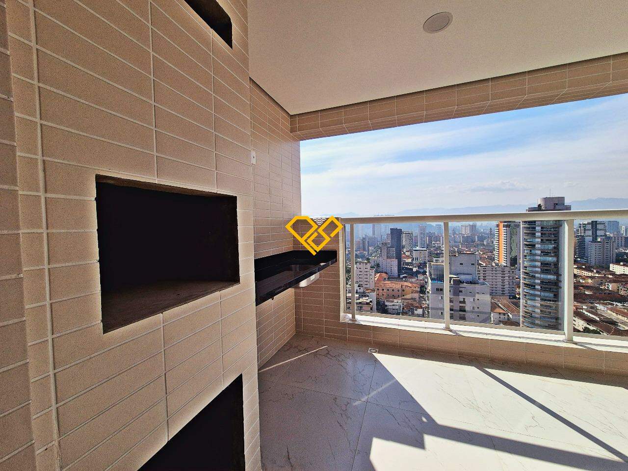 Apartamento à venda no Gonzaga: varanda churrasqueira