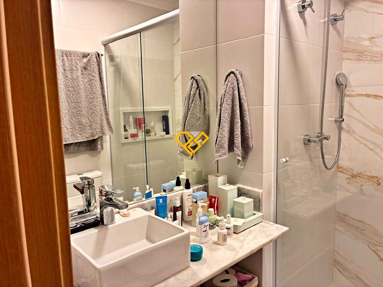 Apartamento à venda no Gonzaga: Wc suíte 1
