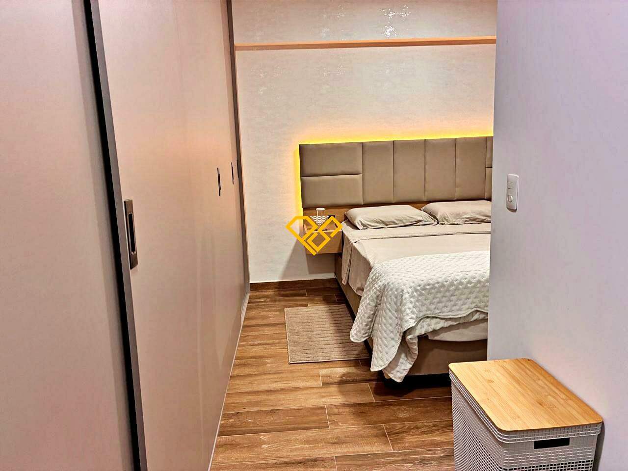 Apartamento à venda no Gonzaga: Suíte 1