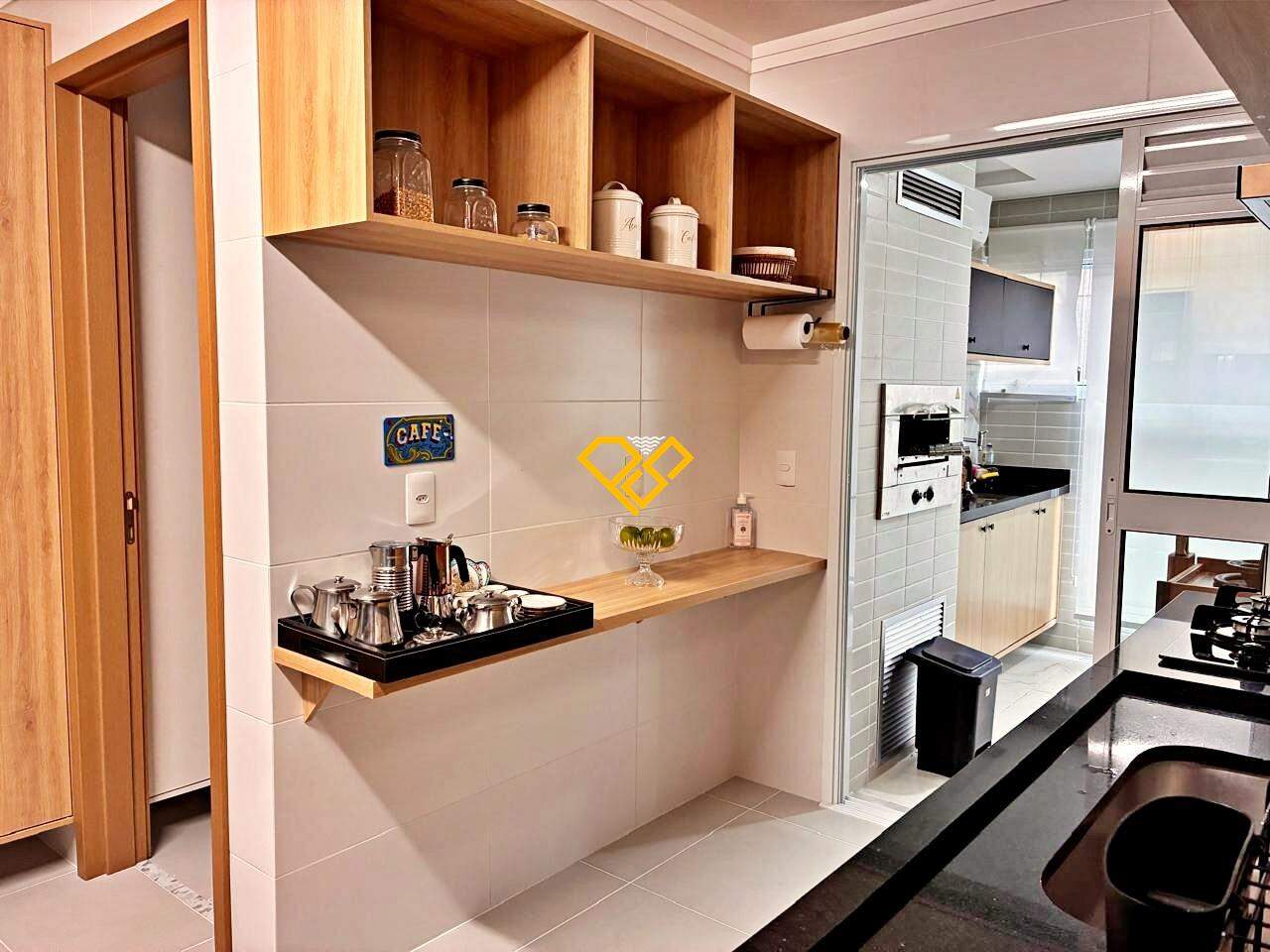 Apartamento à venda no Gonzaga: Cozinha