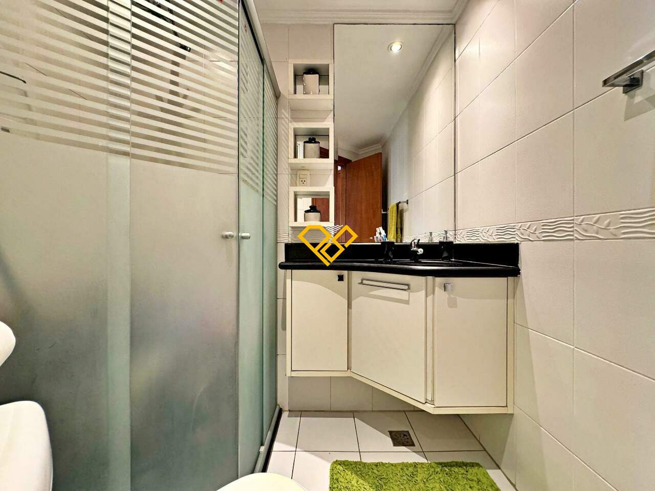 Apartamento à venda no Ponta da Praia: 