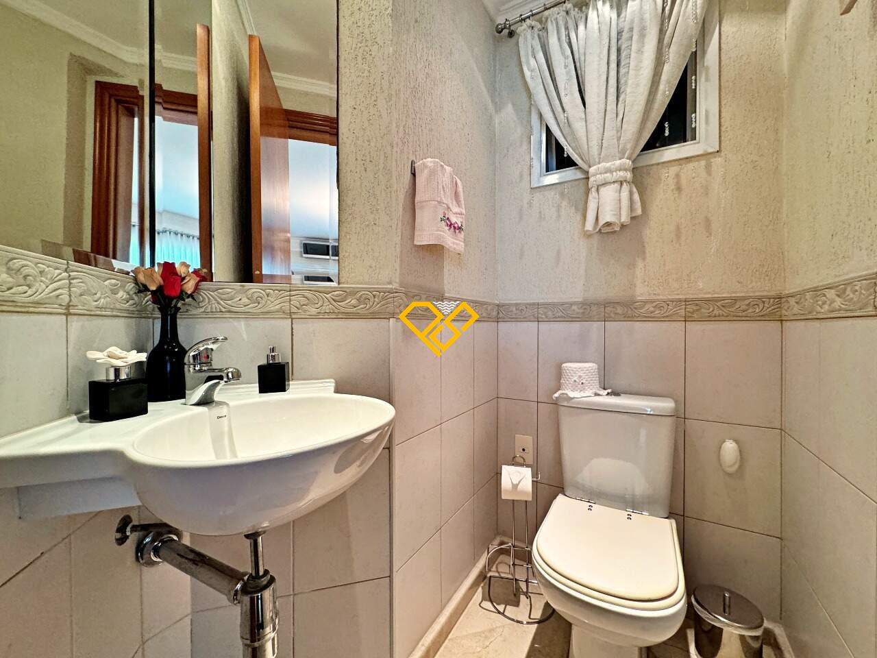 Apartamento à venda no Ponta da Praia: 