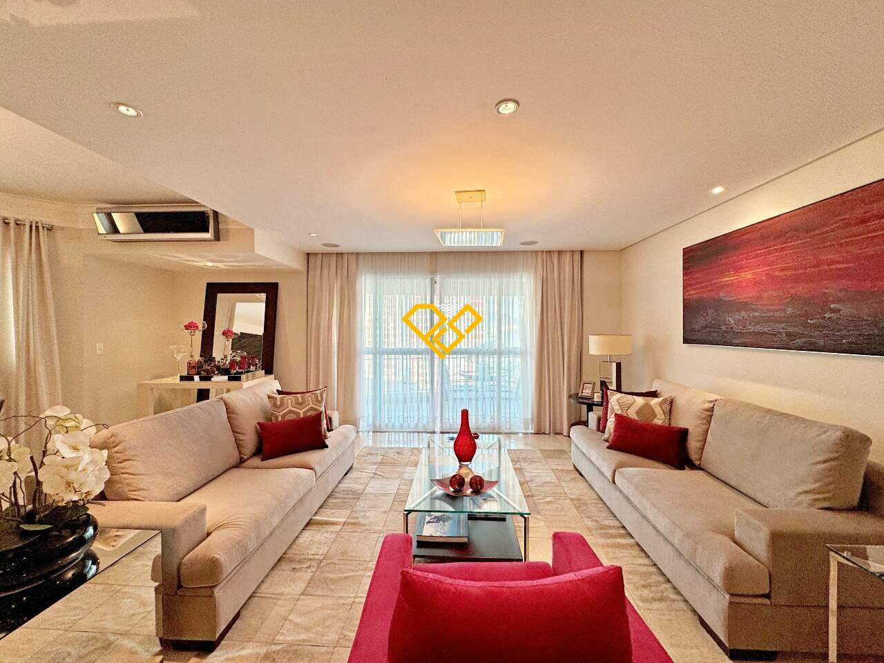 Apartamento à venda no Ponta da Praia: