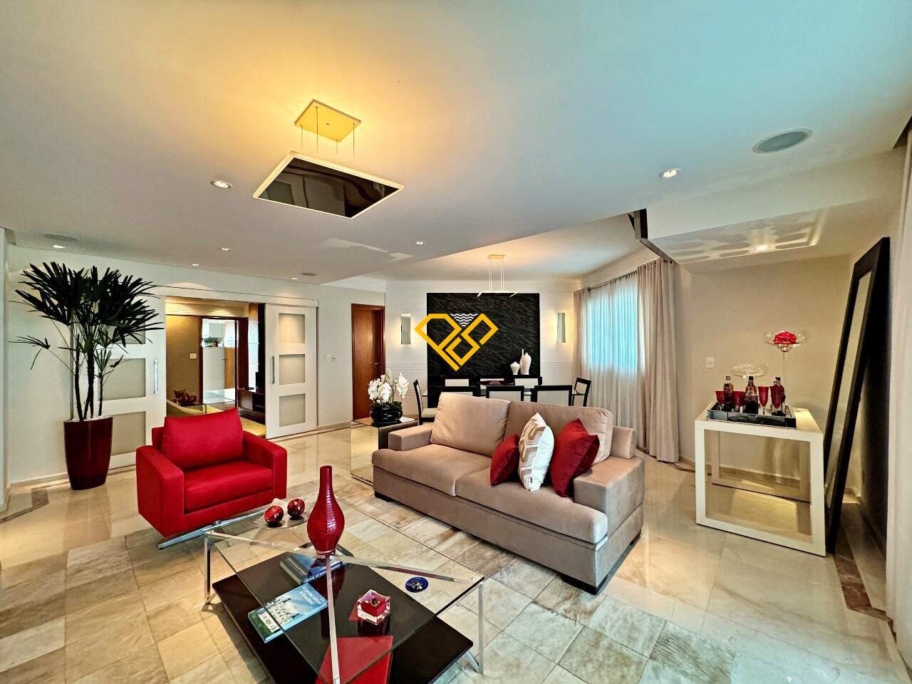 Apartamento à venda no Ponta da Praia: 