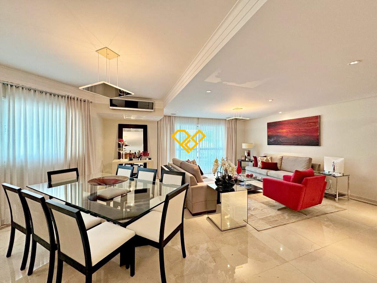Apartamento à venda no Ponta da Praia: