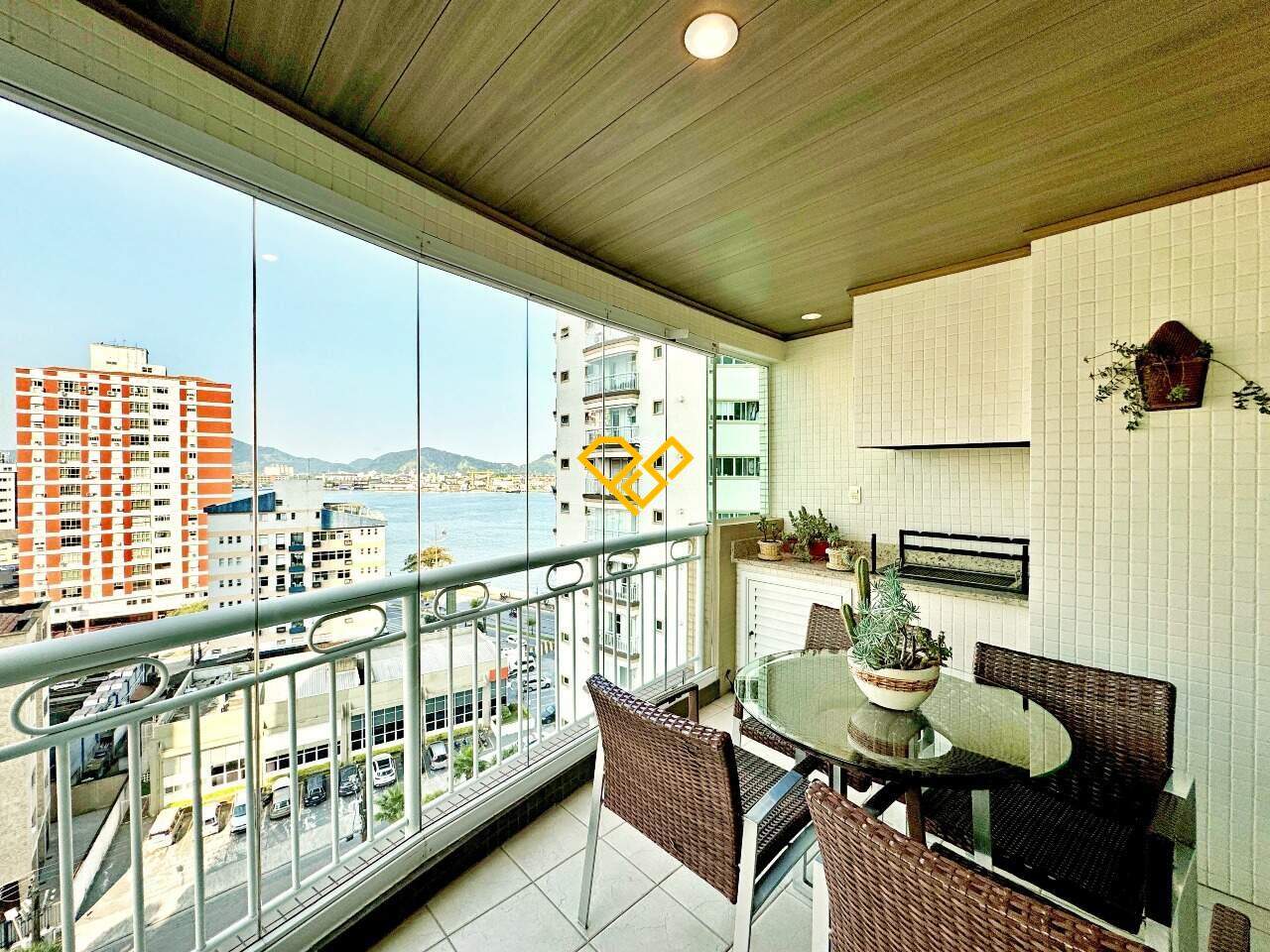 Apartamento à venda no Ponta da Praia: 
