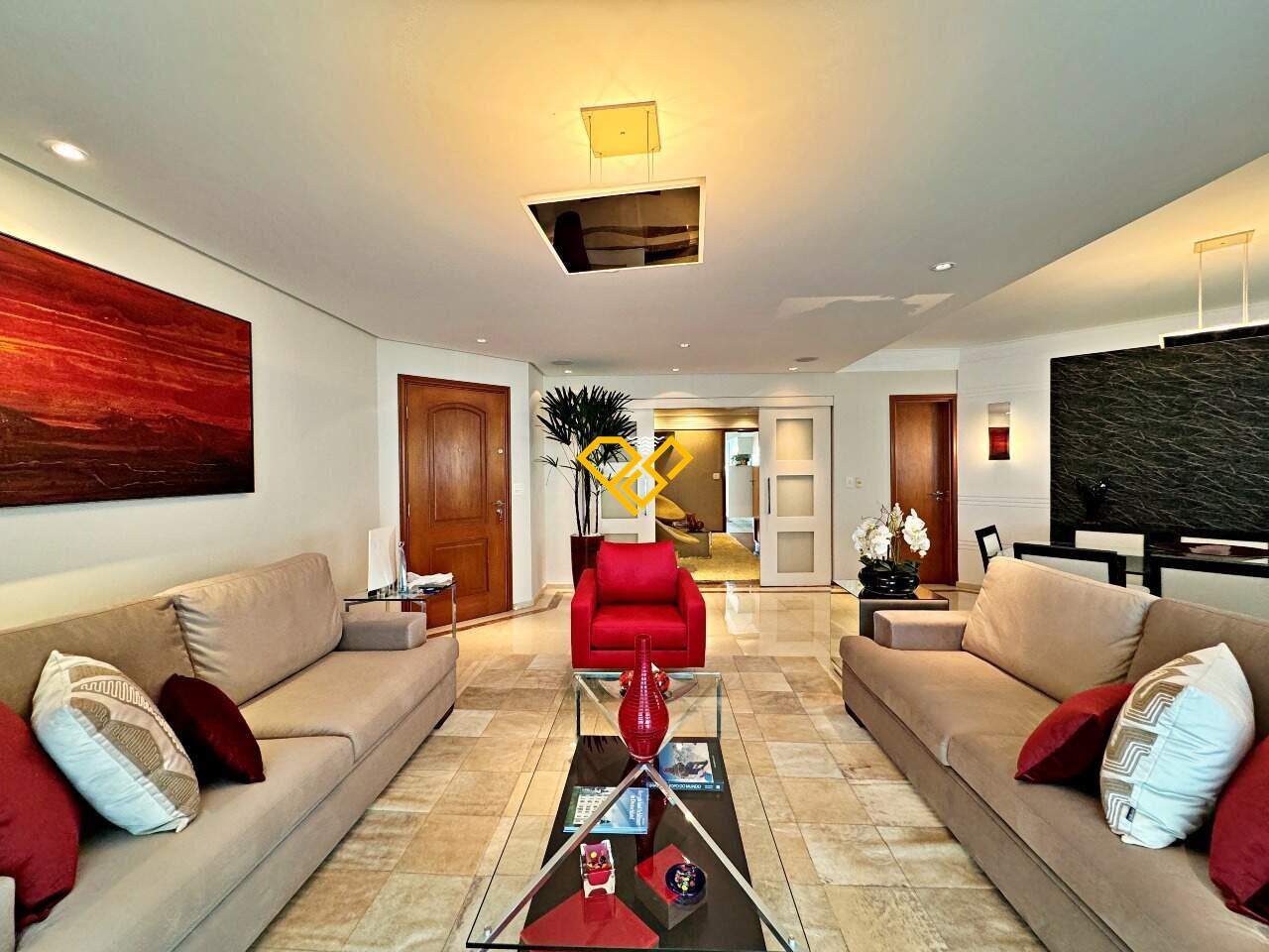 Apartamento à venda no Ponta da Praia: