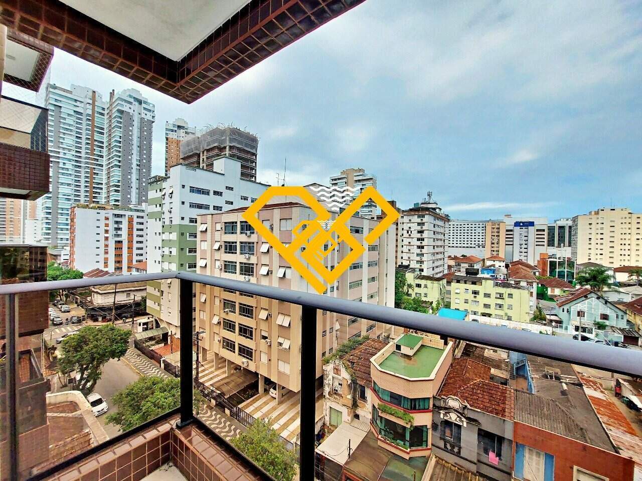 Apartamento à venda no Gonzaga: VARANDA SUÍTE