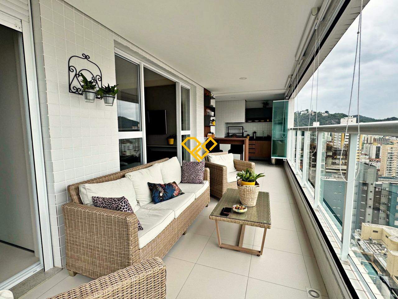 Apartamento à venda no Gonzaga: Varanda