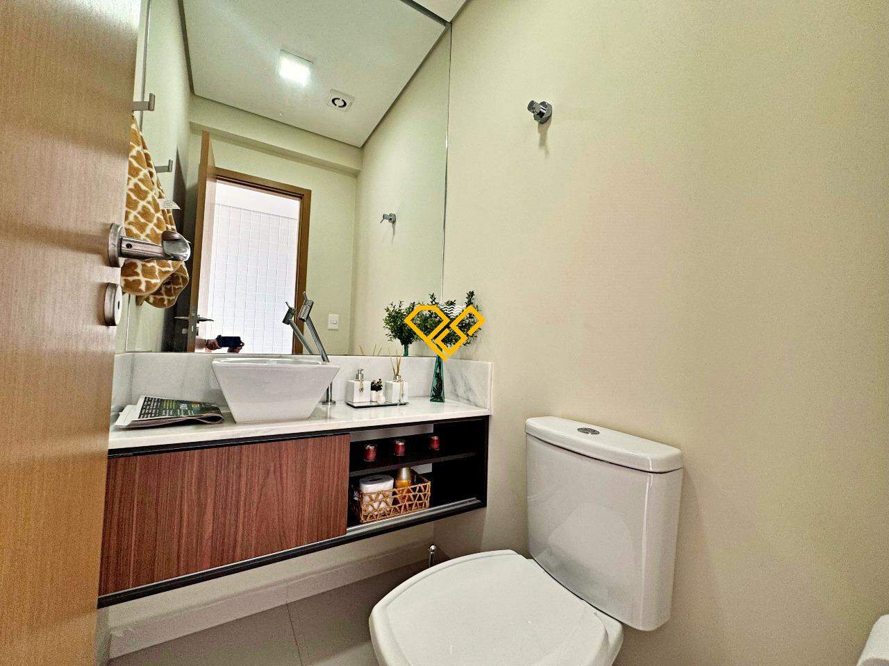 Apartamento à venda no Gonzaga: Varanda