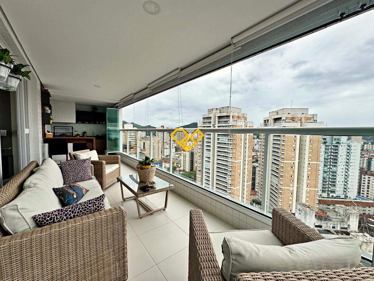 Apartamento à venda no Gonzaga: Varanda