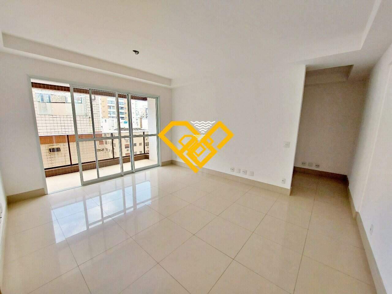 Apartamento à venda no Gonzaga: SALA