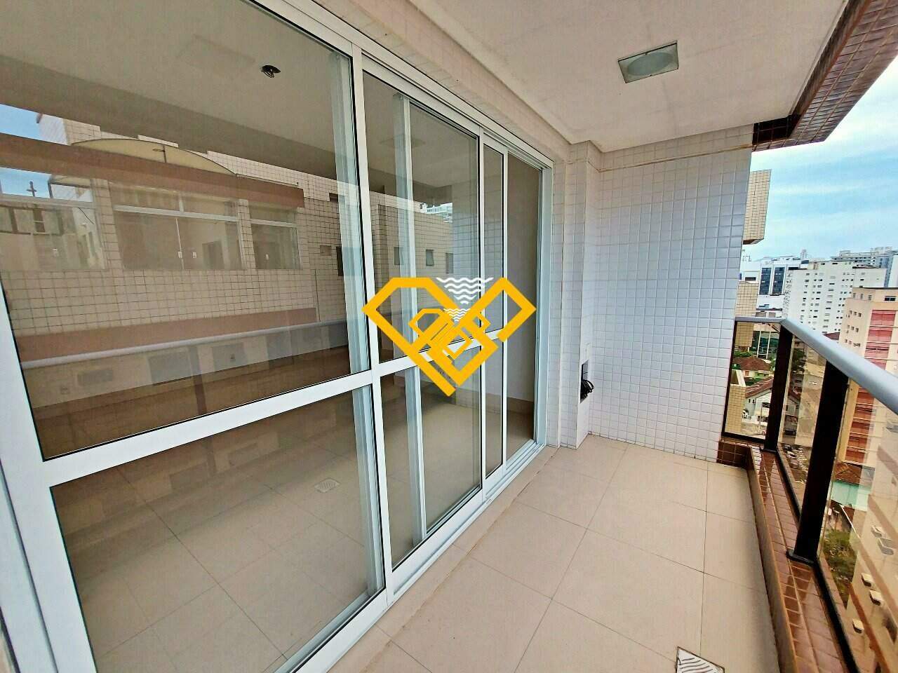 Apartamento à venda no Gonzaga: VARANDA
