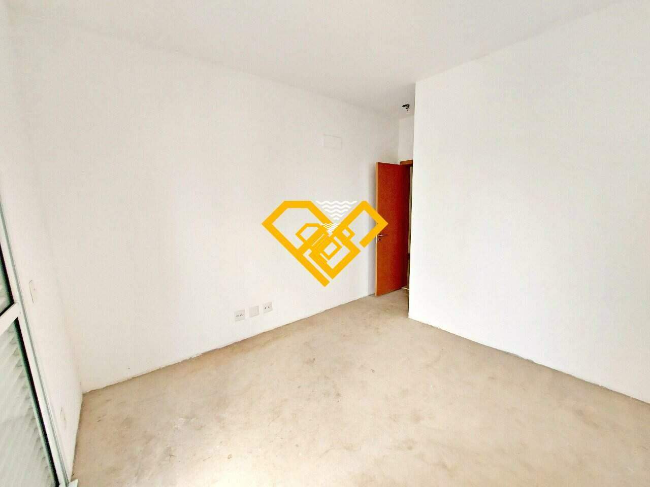 Apartamento à venda no Gonzaga: SUÍTE