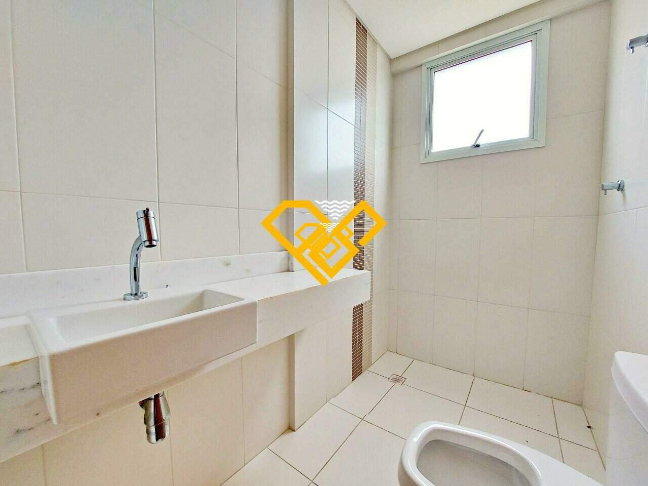 Apartamento à venda no Gonzaga: WC SUÍTE
