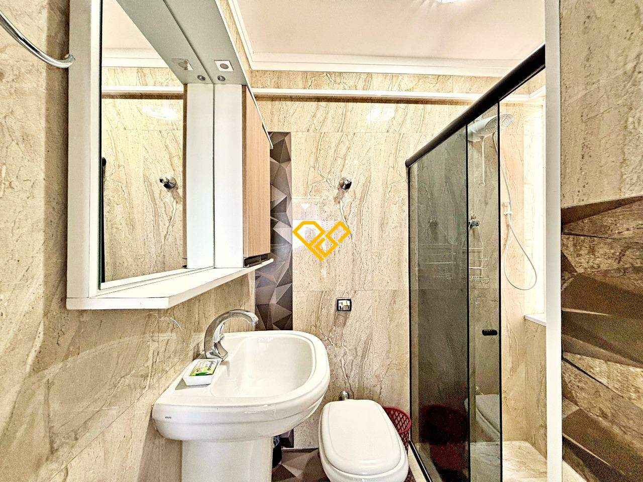 Apartamento à venda no Gonzaga: Wc suíte 2