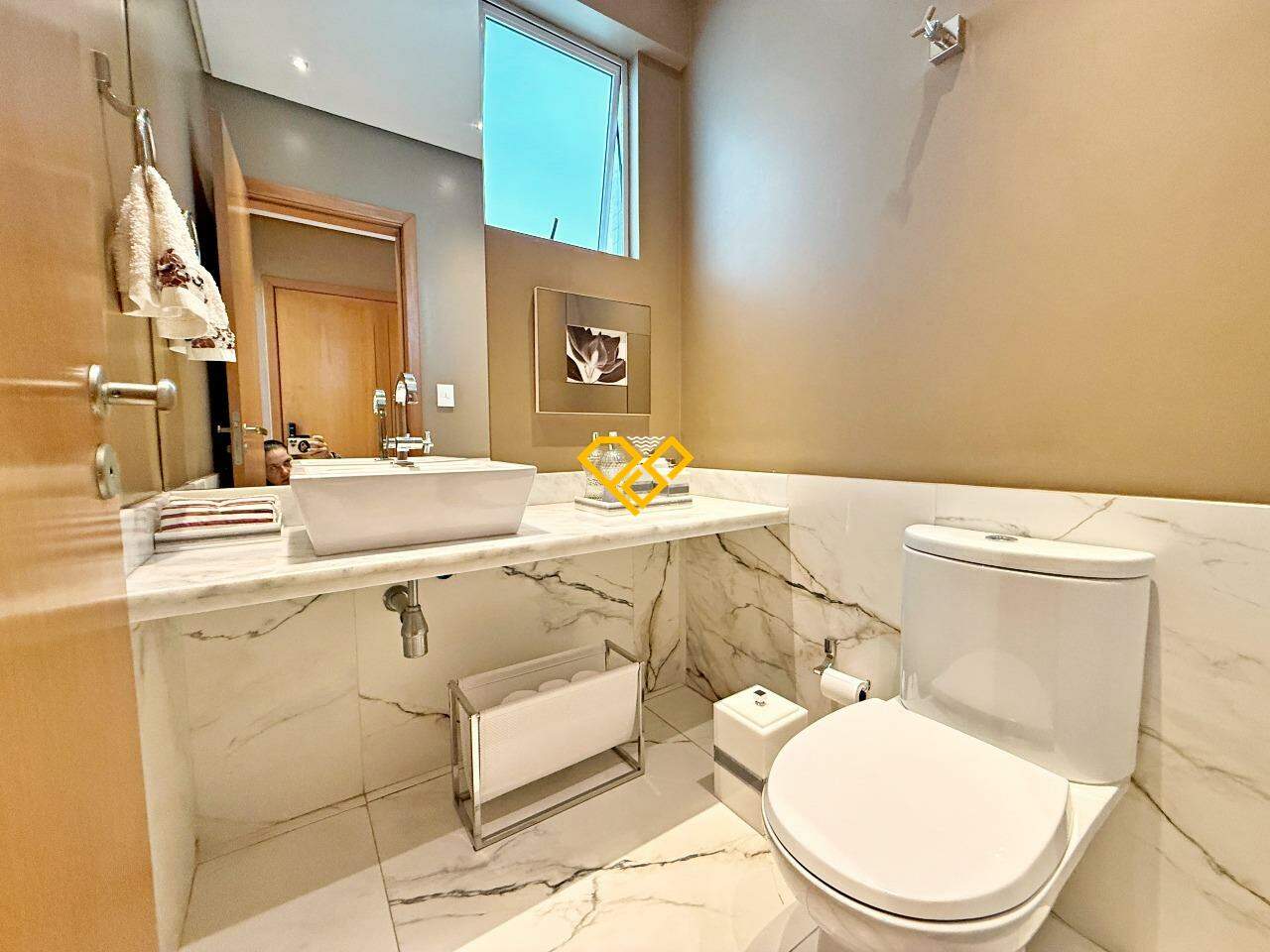 Garden à venda no Boqueirão: Lavabo