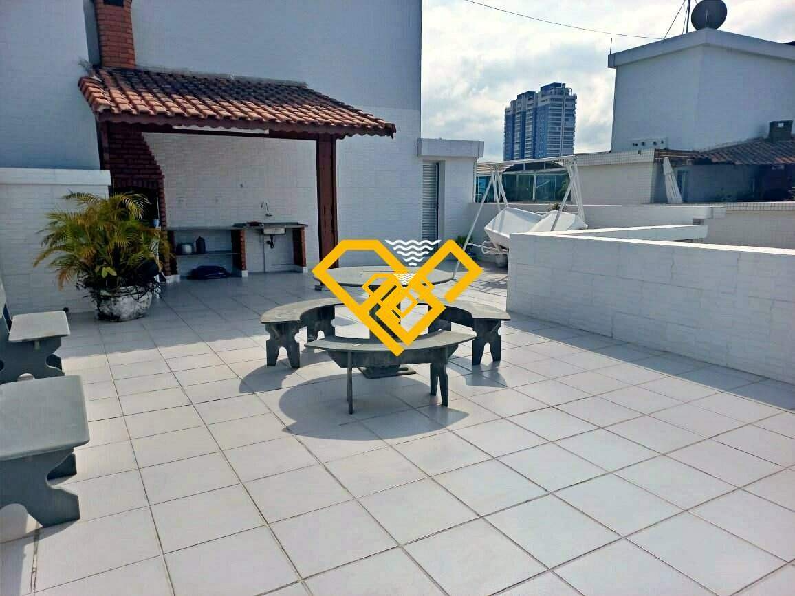 Cobertura à venda no Ponta da Praia: 