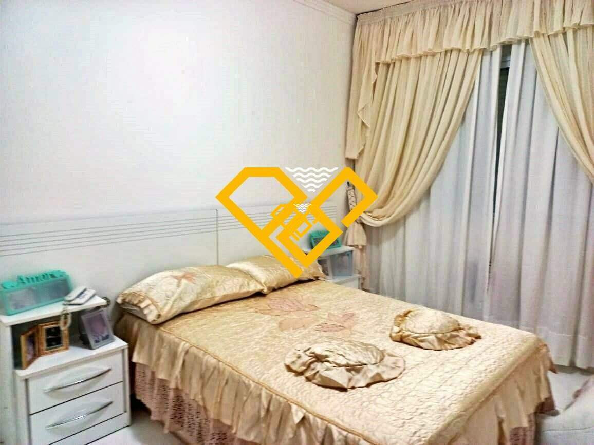 Cobertura à venda no Ponta da Praia: 