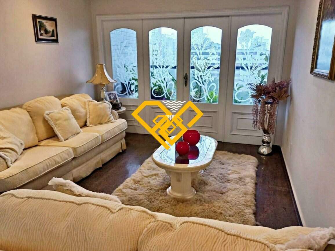 Cobertura à venda no Ponta da Praia: 