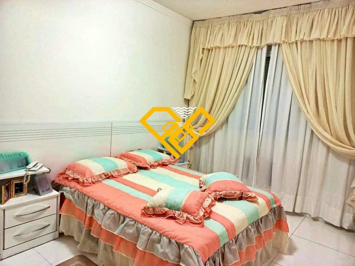 Cobertura à venda no Ponta da Praia: 