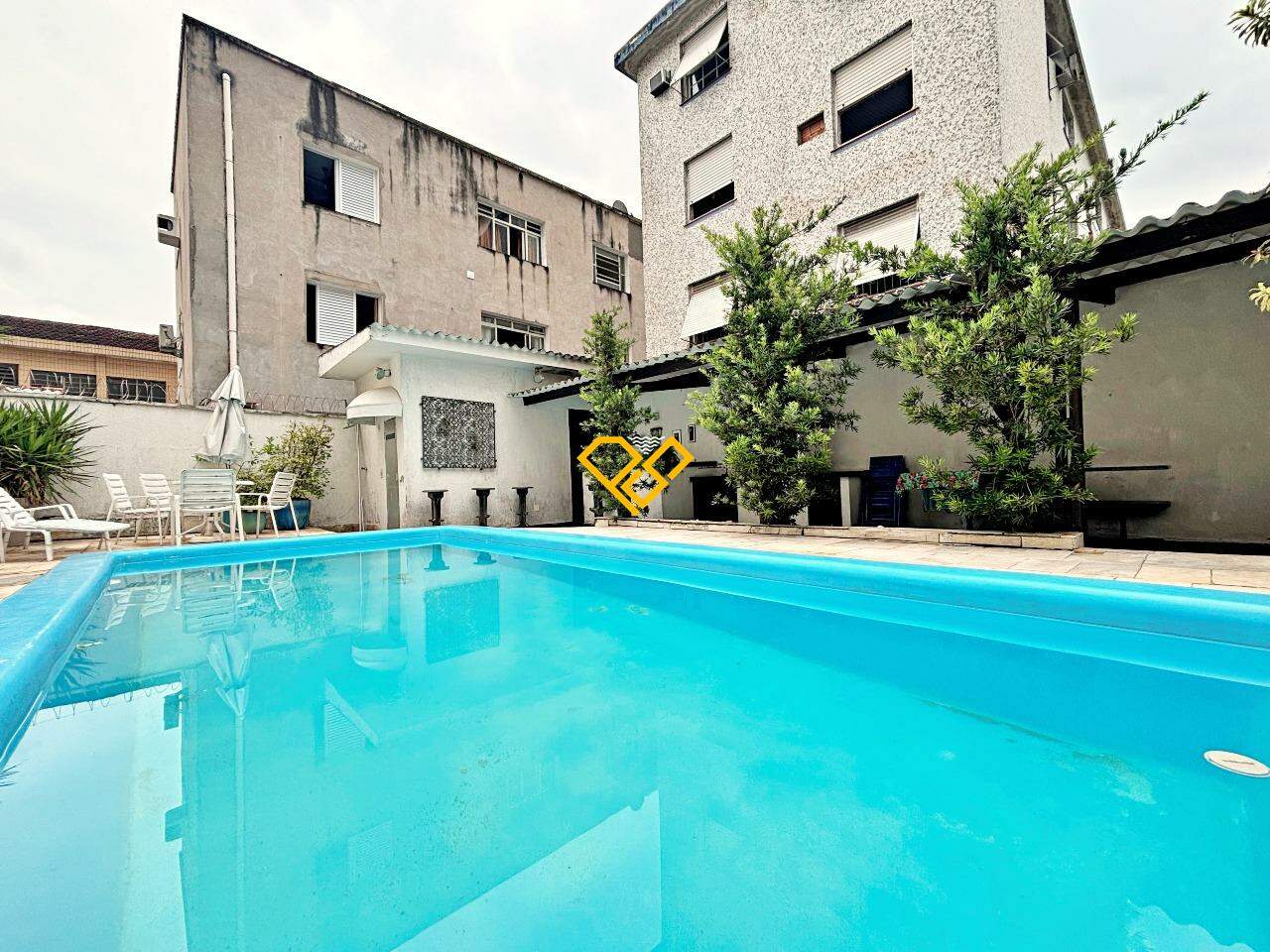 Casa à venda no Gonzaga: Piscina