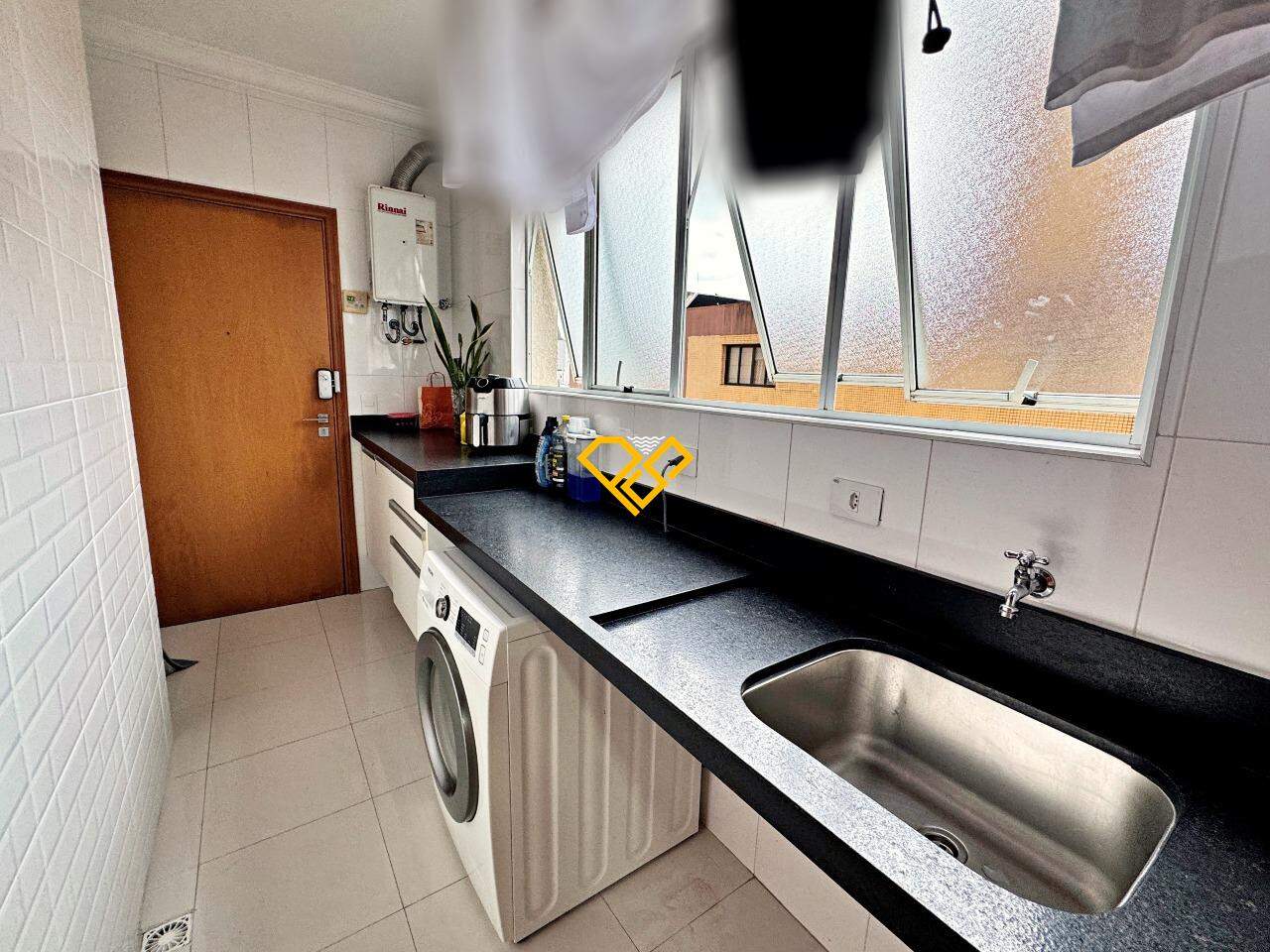 Apartamento à venda no Gonzaga: Área de serviço