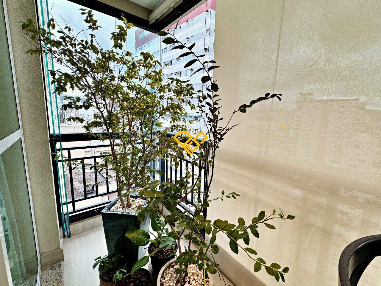 Apartamento à venda no Gonzaga: Varanda