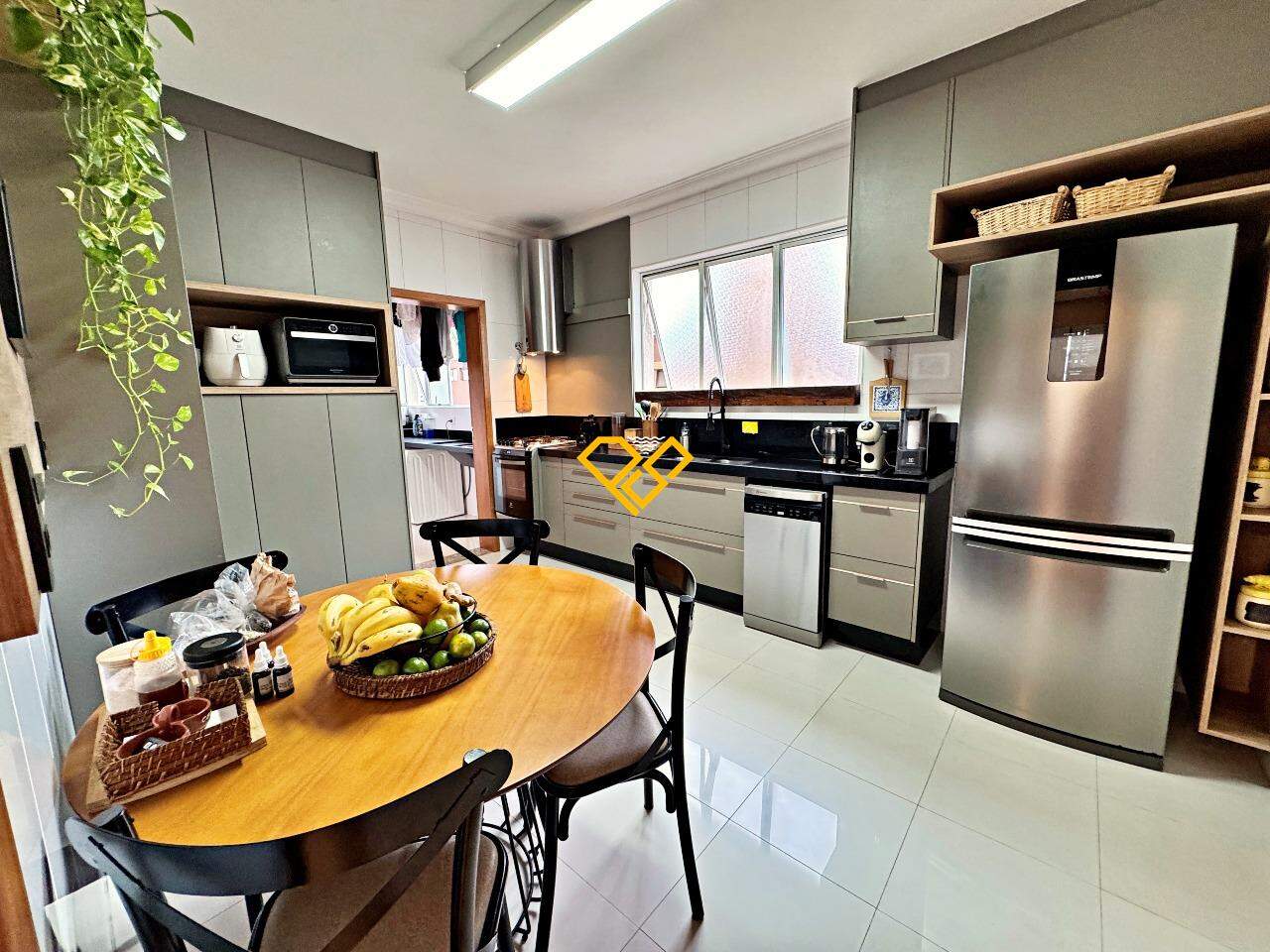 Apartamento à venda no Gonzaga: Cozinha