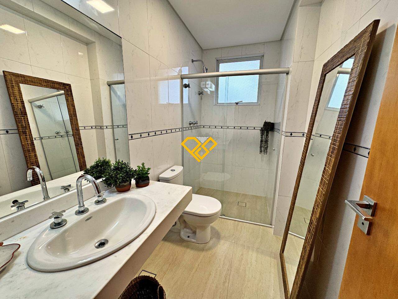 Apartamento à venda no Gonzaga: Wc suíte 2