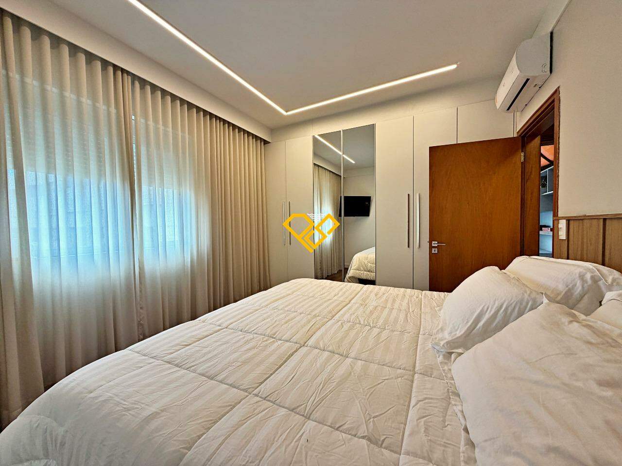 Apartamento à venda no Gonzaga: Dormitório 1 - suíte
