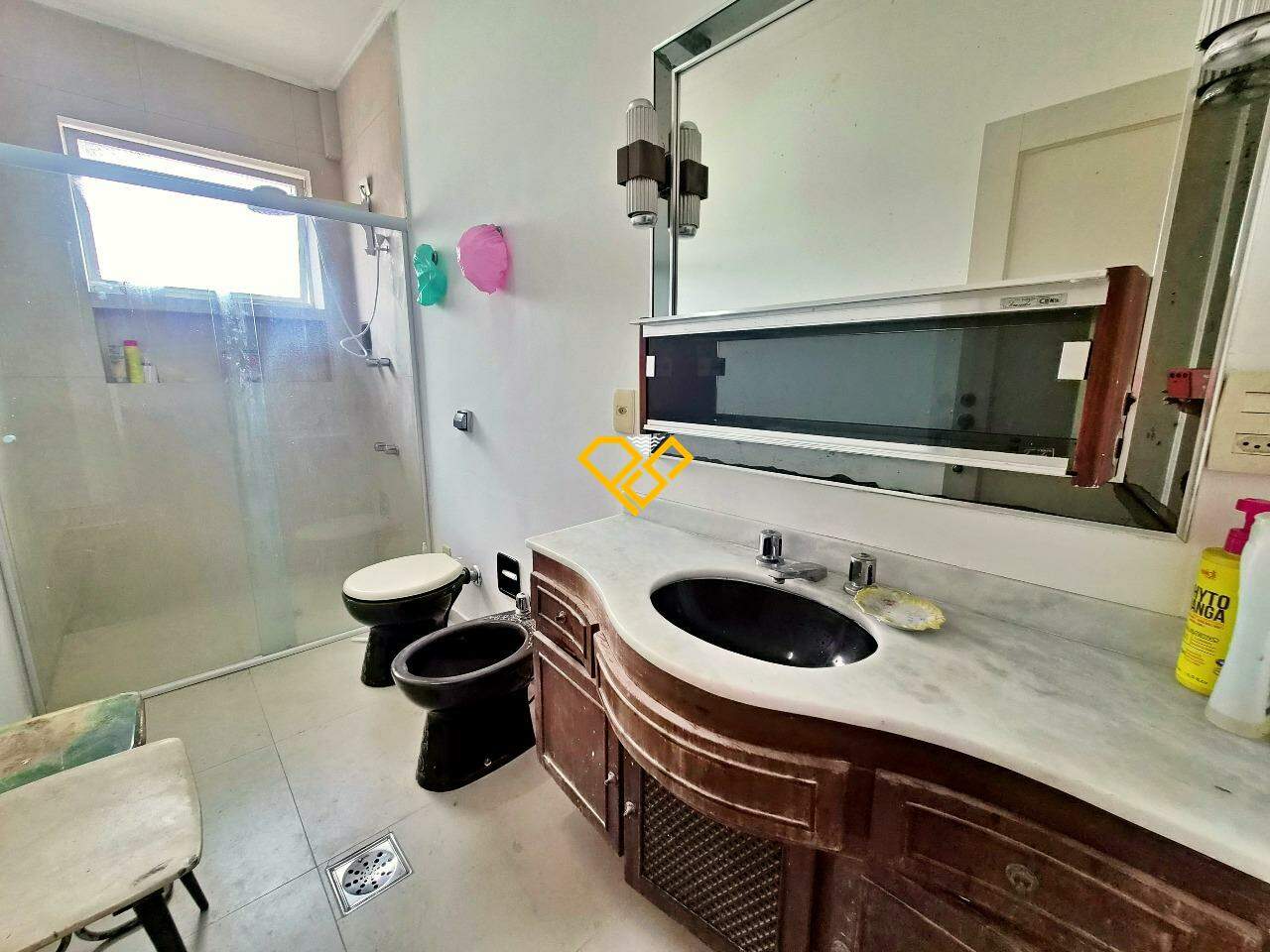 Apartamento à venda no Gonzaga: Wc suíte 1