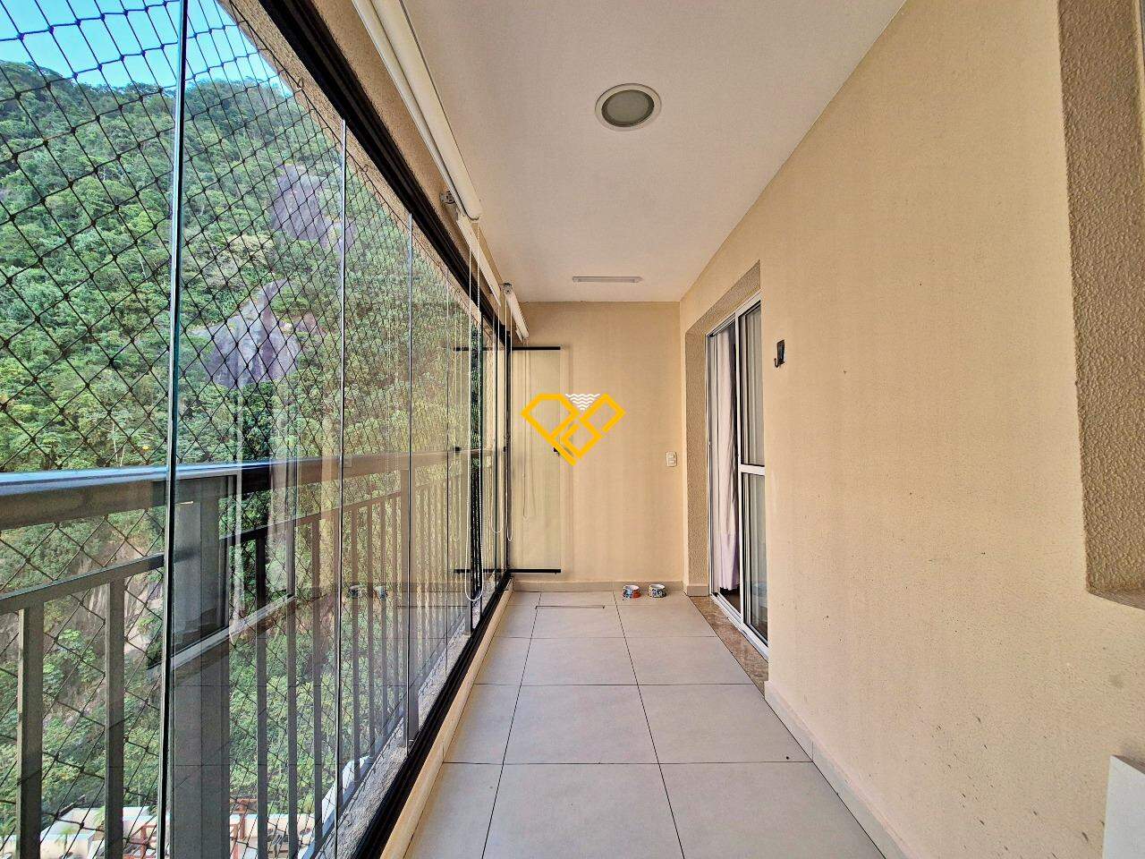 Apartamento à venda no Marapé: Varanda