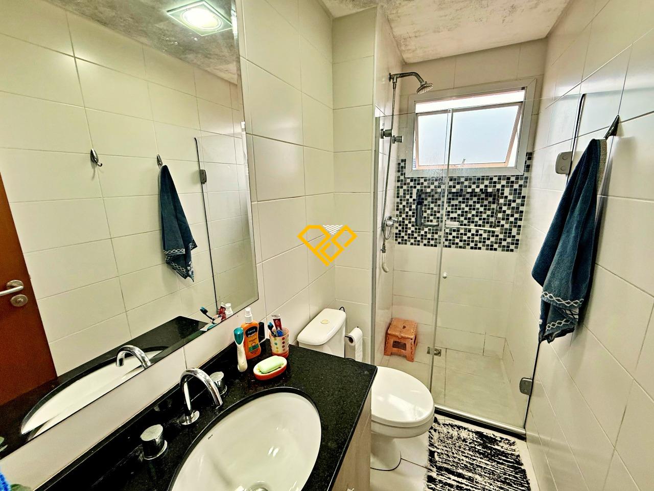 Apartamento à venda no Ponta da Praia: Wc social