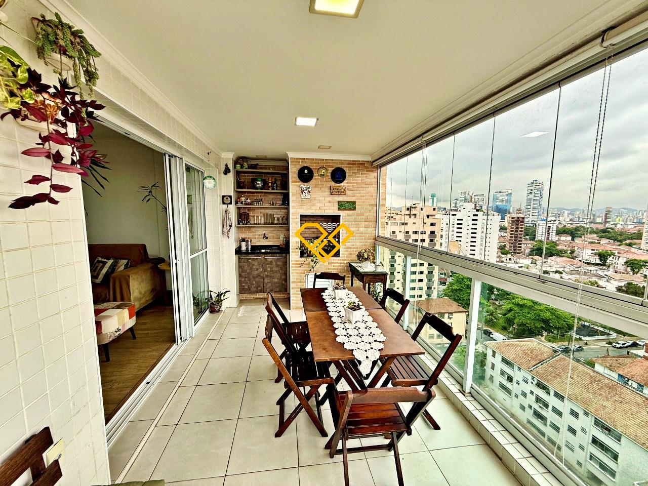 Apartamento à venda no Ponta da Praia: Varanda com churrasqueira