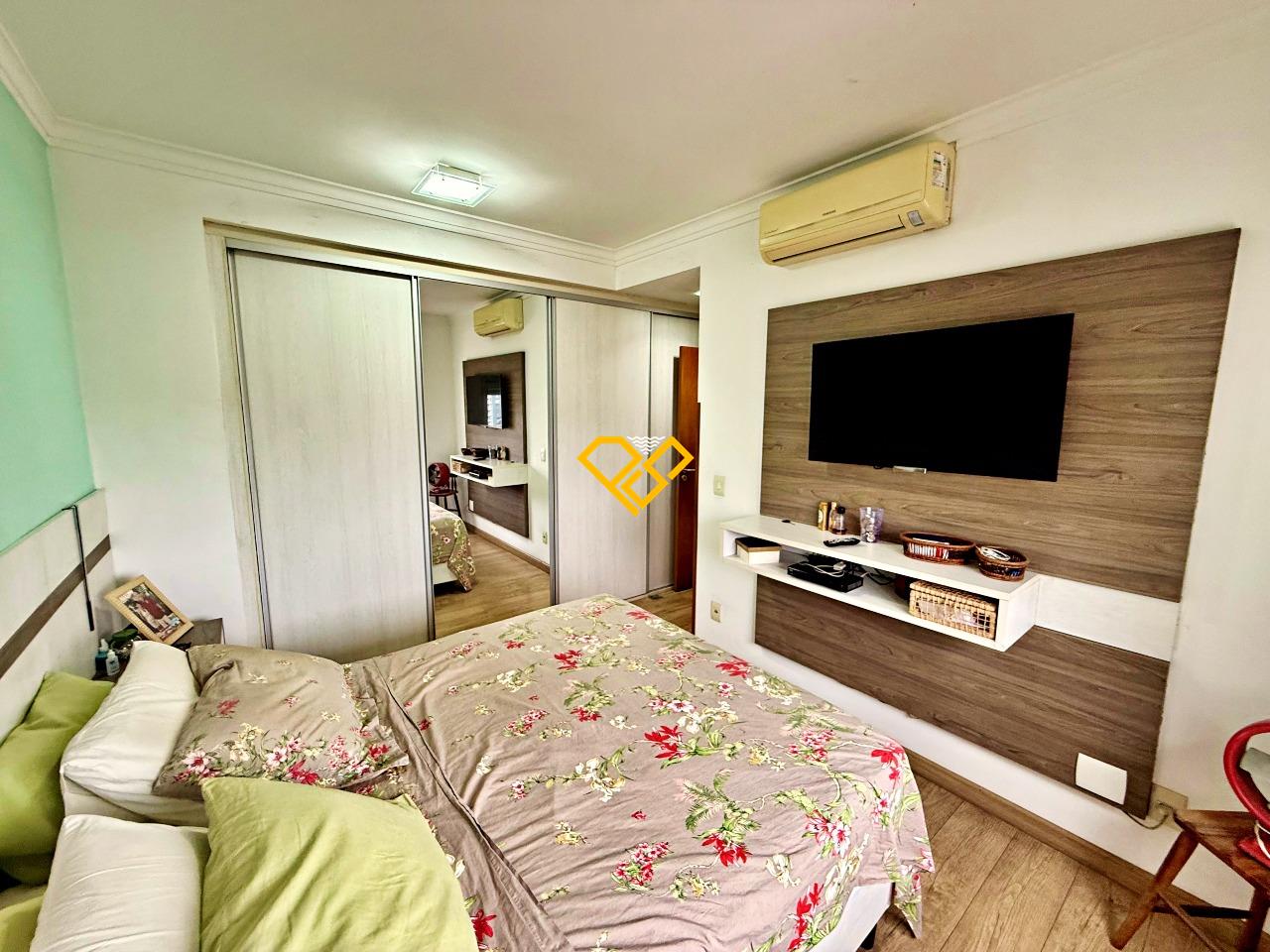 Apartamento à venda no Ponta da Praia: Dormitório 1 - suíte