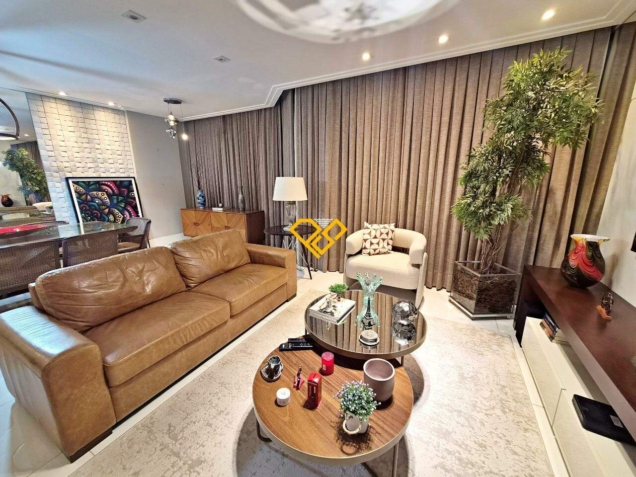Apartamento à venda no Gonzaga: Sala 1 ° andar