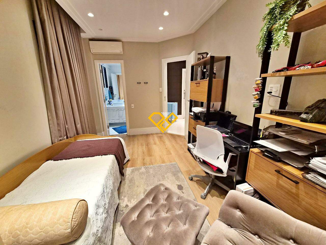 Apartamento à venda no Gonzaga: Dormitório 3 - suíte