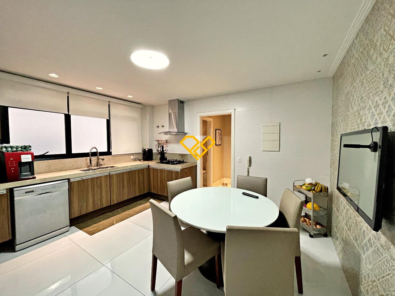 Apartamento à venda no Gonzaga: Cozinha