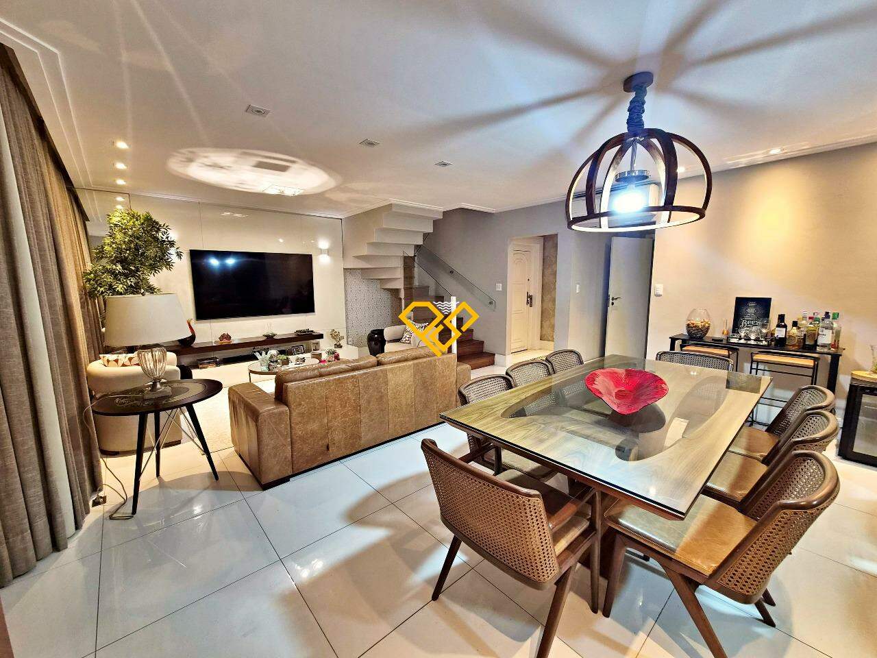 Apartamento à venda no Gonzaga: Sala 1 ° andar