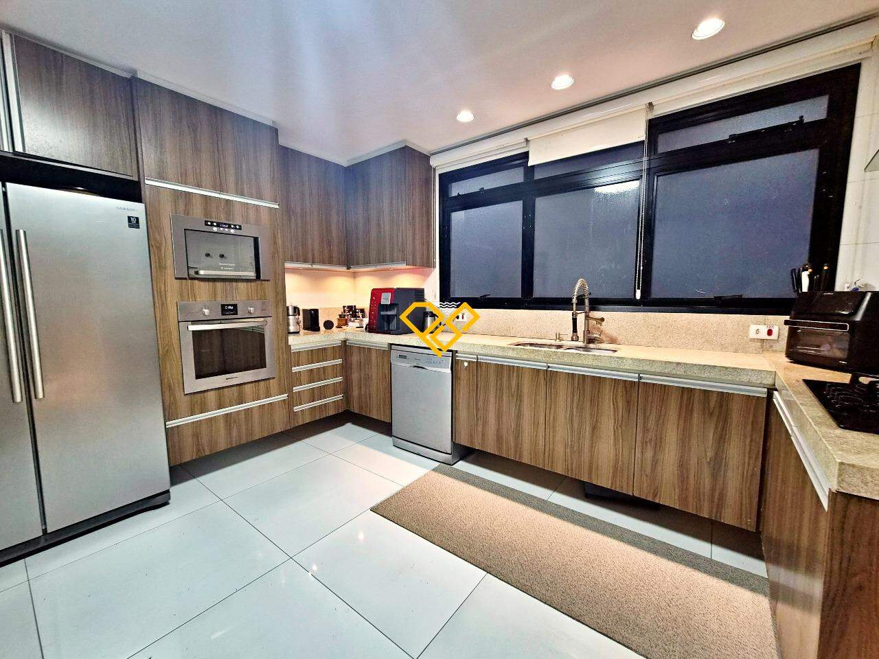 Apartamento à venda no Gonzaga: Cozinha