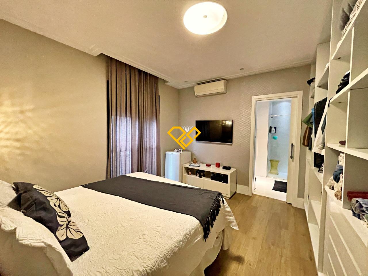 Apartamento à venda no Gonzaga: Dormitório 1 - suíte master