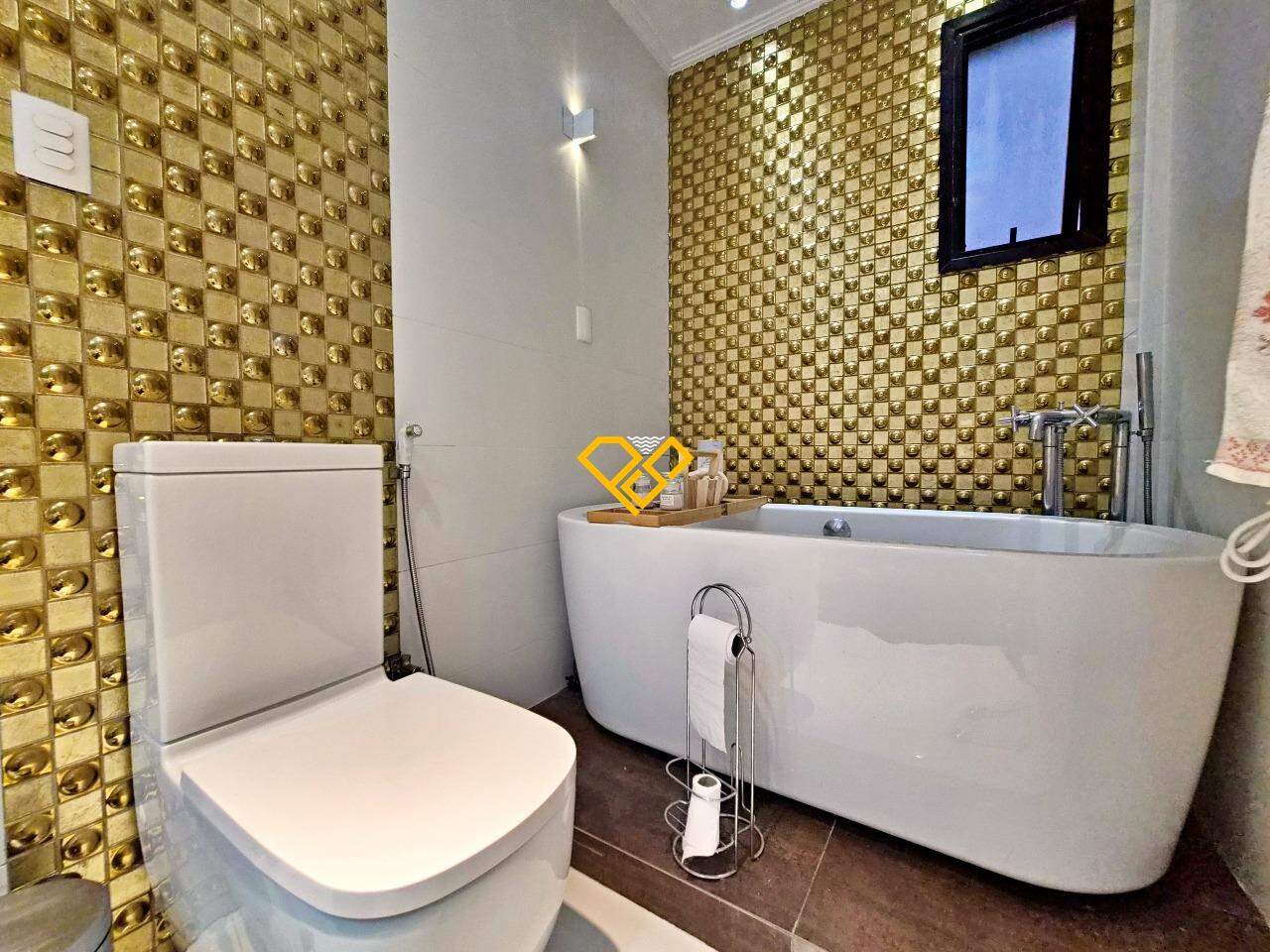 Apartamento à venda no Gonzaga: Wc suíte 2