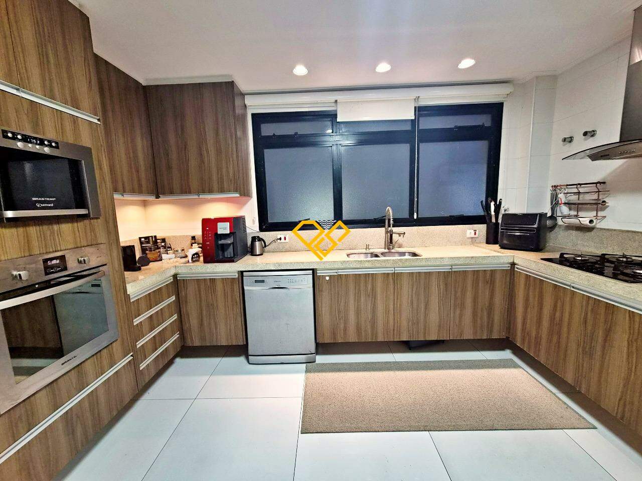 Apartamento à venda no Gonzaga: Cozinha