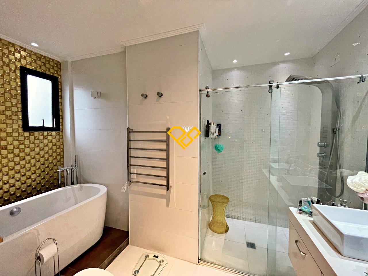 Apartamento à venda no Gonzaga: Wc suíte 1 - master