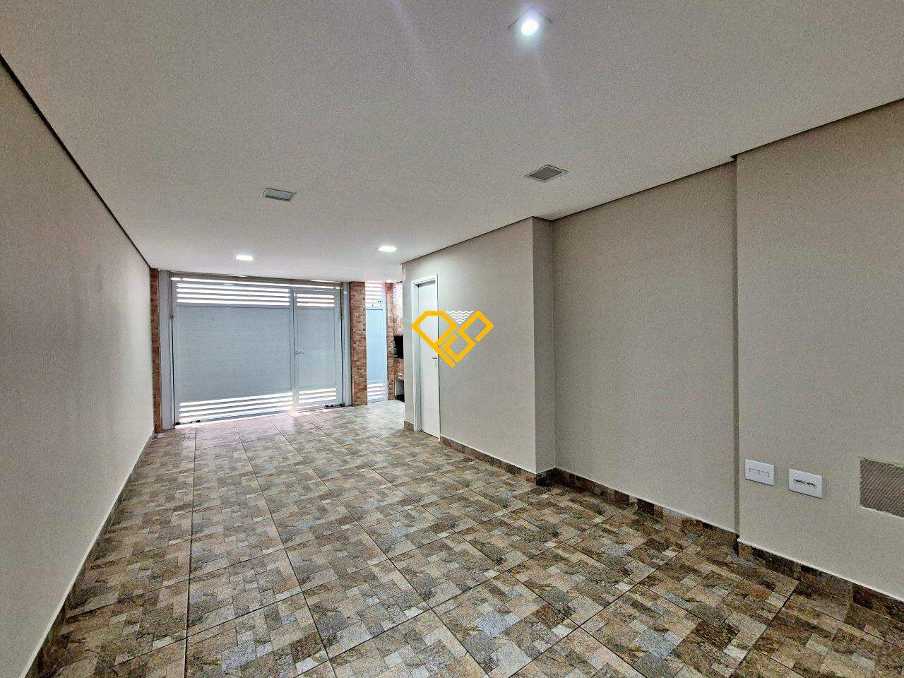 Casa à venda no Marapé: Garagem com churrasqueira