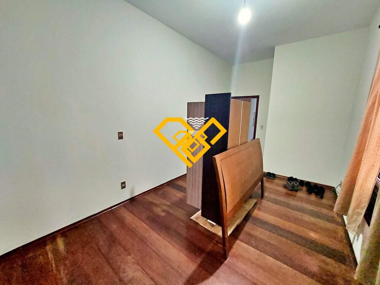 Sobrado à venda no Gonzaga: 